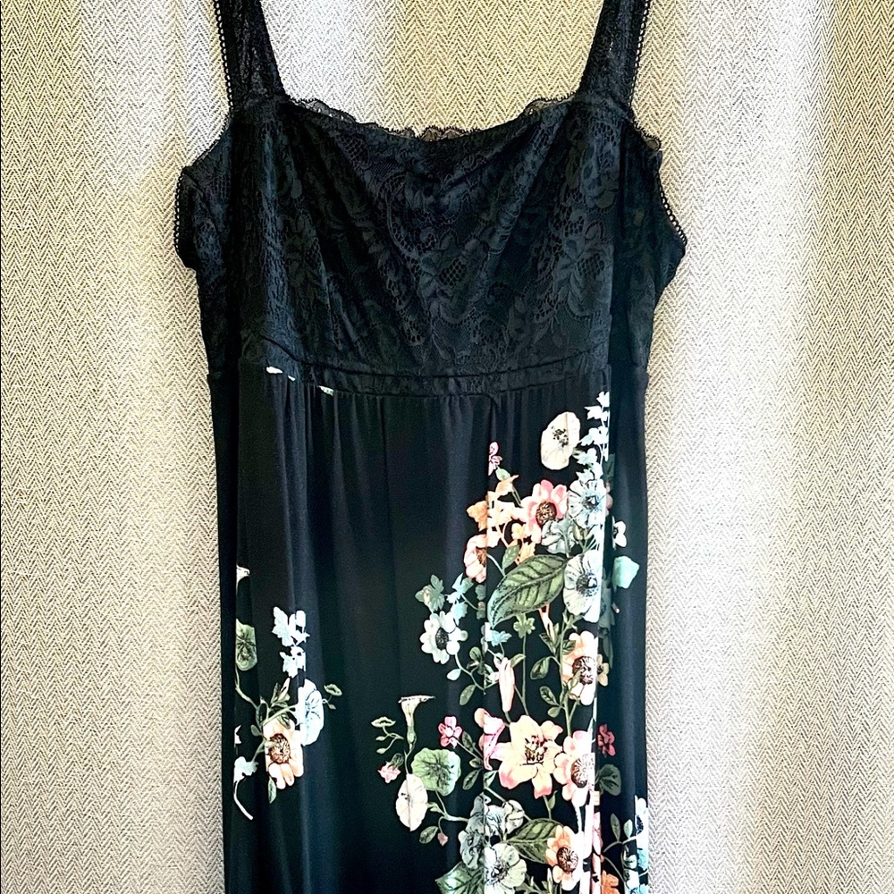 NWOT - Soma Chemise Nightgown - Black Lace Floral - Small